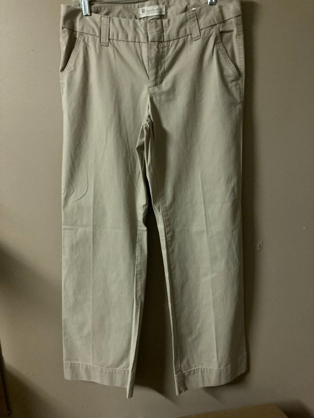 WOMENS WIDE LEG   PRE OWNED  GAPS FAVORITE CHINO  10 REG